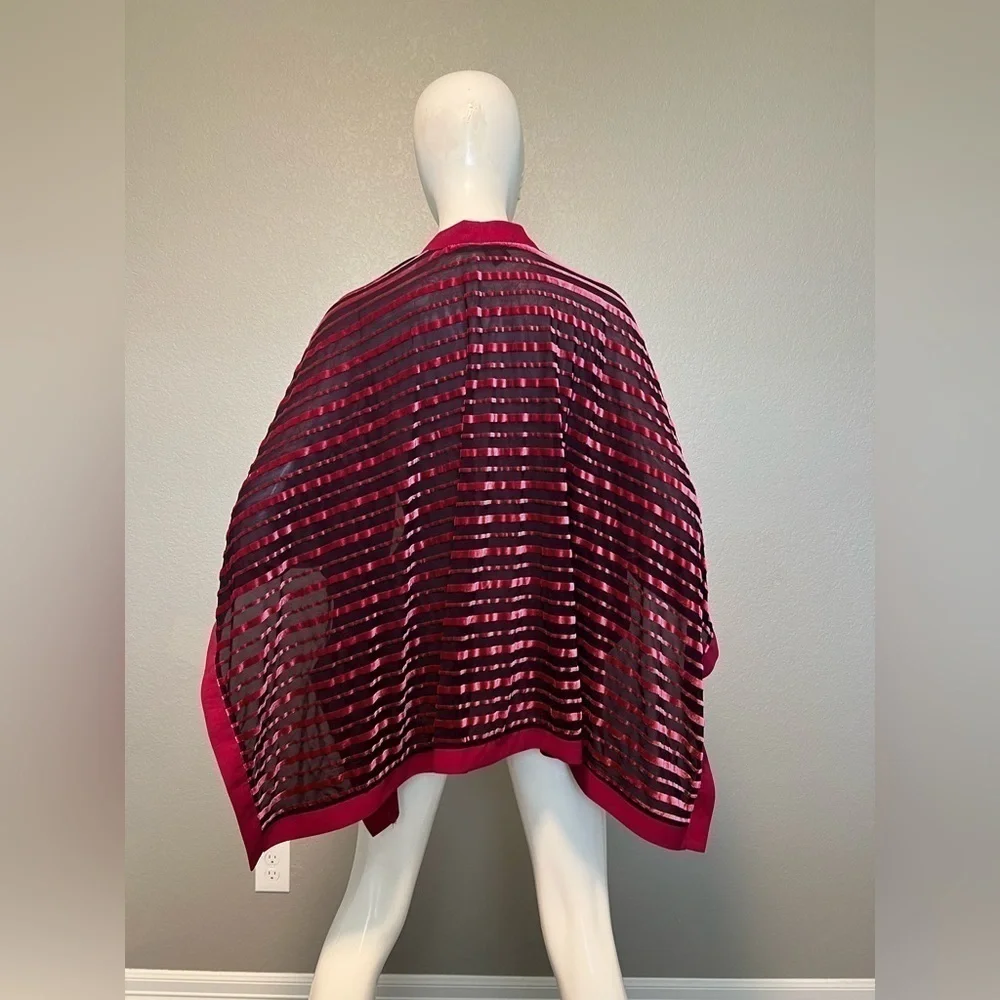 Colleen Lopez Lavish Layer Embellished Burnout Topper